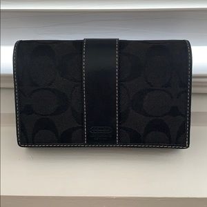 Authentic Coach wallet - black